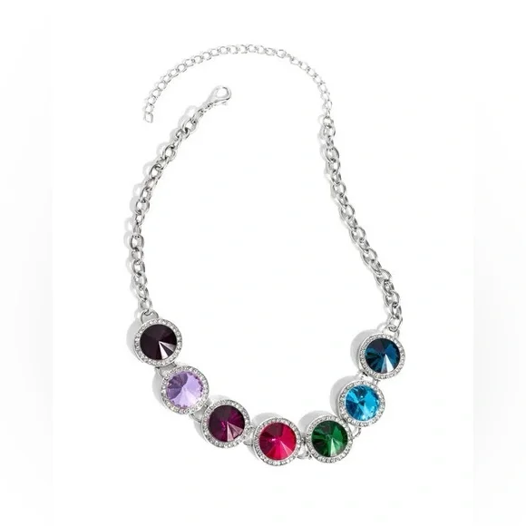 Elegant Multicolor Necklace - Picture 2 of 4